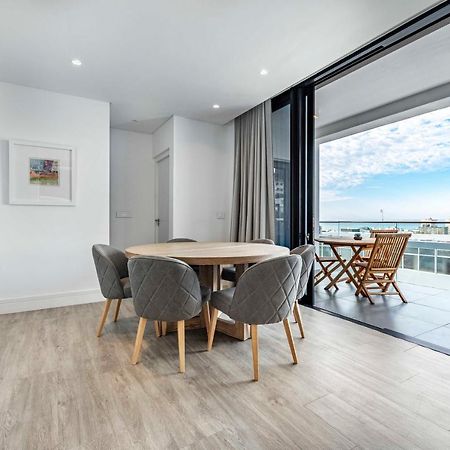 Strand Beach, Magnificent Apartment... Sea Point كيب تاون المظهر الخارجي الصورة