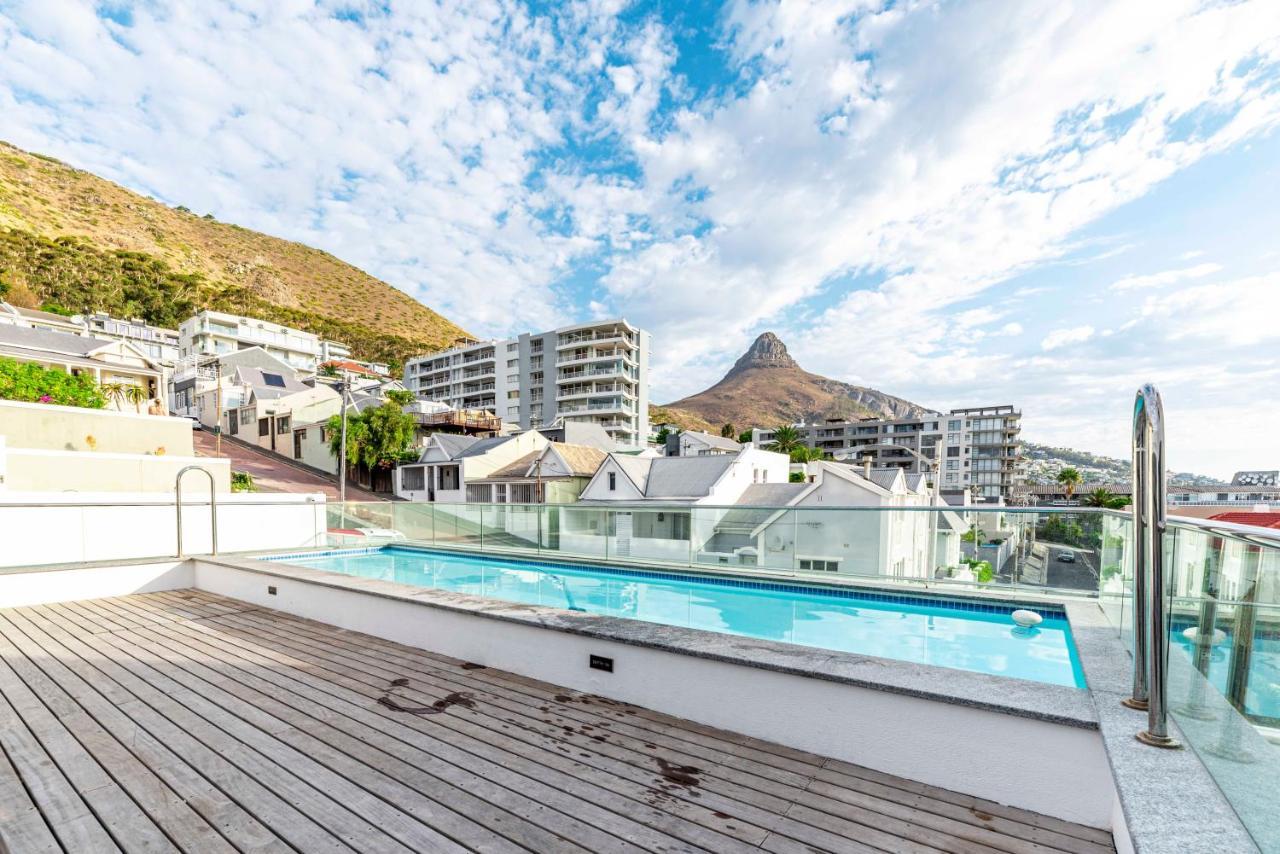 Strand Beach, Magnificent Apartment... Sea Point كيب تاون المظهر الخارجي الصورة