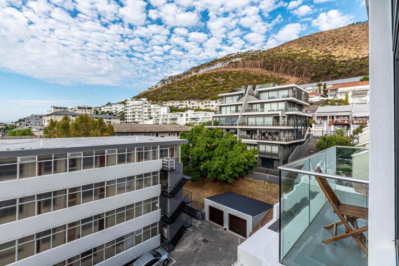 Strand Beach, Magnificent Apartment... Sea Point كيب تاون المظهر الخارجي الصورة